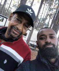 MR. ANTHONY E. CARTER