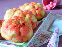 Petits Gateaux Aux Pralines Roses Et Chocolat Blanc Praline Rose Chocolat Blanc Et Chocolat