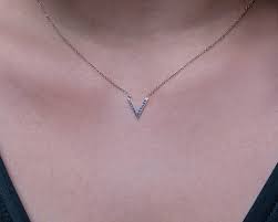 Blue Sapphires And Gold V Necklace White Gold Chevron Etsy Gold Chevron Necklace Shiny Jewelry Chevron Necklace