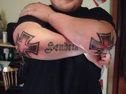 You must have seen iron cross tattoos many times. The Difference Between An Iron Cross Tattoo And The Naval Medal Tattoo Album On Imgur