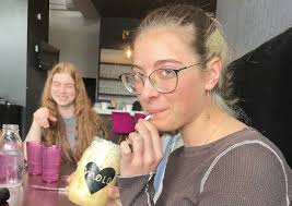 STUDENTS ATTEND WOMEN'S MARCH