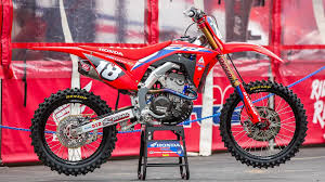 INSIDE THE PRO'S BIKES | JETT LAWRENCE'S FACTORY HRC HONDA CRF250