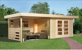 A Mansion Versus This I Would Choose This Gartenhaus Mit Sauna Gartenhaus Gartensauna