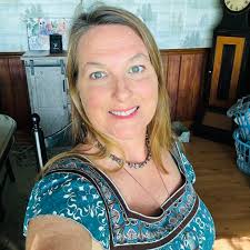 I'm LIVE with Dean Graziosi and Russell Brunson! Join us NOW:  http://tonysevent.com. During this LIVE training session, you will learn  the strategies and tools of the $355-million-dollar-a-day self-education  industry, and how you