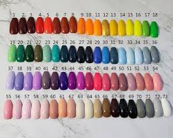 Plain, simple, yet fashionable nail art in light gray background color and design with aztec patterns and dot accessories to add more style with the nails. Pin By Dayana On Nail Polish Colors Solid Color Acrylic Nails Solid Color Nails Plain Nails