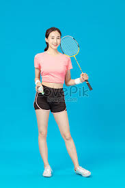 Ini adalah perlengkapan utama untuk pemain badminton. Young Girl Holding A Badminton Racket Photo Image Picture Free Download 501394695 Lovepik Com