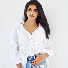 Banita sandhu is a british actress. Banita Sandhu Age Height Weight Size Dob Boyfriends Family Biography News Resolution