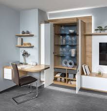 Clever Gelost Wohnwand Mit Integrierter Home Office Losung Wohnzimmer Wohnzimmermobel Haus Deko