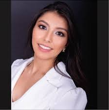 Daniela Arevalo's Instagram, Twitter & Facebook