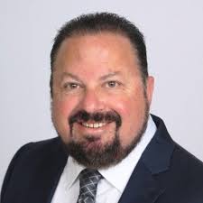 I'm excited to announce that I'm starting a full time role as Executive  Office Administrator within the Office of the Regional Chancellor at USF  St.