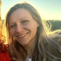 Mandy Goff's Instagram, Twitter & Facebook