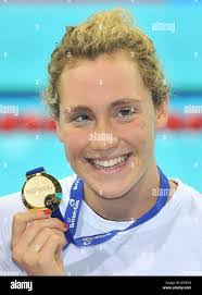 Elizabeth Simmonds's Instagram, Twitter & Facebook