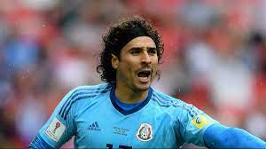 Francisco guillermo ochoa magaña, commonly referred to as memo, is a mexican professional footballer who plays as a goalkeeper for liga mx c. Mexico National Team Goalkeeper Guillermo Ochoa Moves To Standard Liege Goal Com