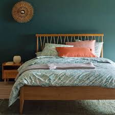 Une occasion parfaite pour faire plaisir ou se faire plaisir.un humain passe 1/3 de sa. Lit Sommier Quilda Lit Sommier Housse De Couette Idees De Lit