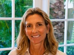 Jeanette Padilla's Instagram, Twitter & Facebook