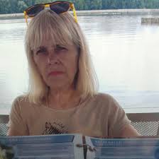 Veseli nas in ponosni smo, da je naš pediater, asist. Jakob Zapušek, dr.  med., spec. prejel zasluženi naziv "Moj pediater 2022" po izboru bralcev  revije Viva. Iskrene čestitke!