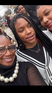 Pam Henley's Instagram, Twitter & Facebook