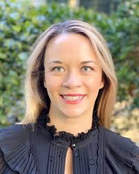 Tess Bailey's Instagram, Twitter & Facebook