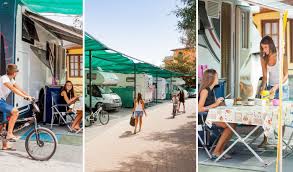 Il camping mette a vostra disposizione appartamenti, monolocali e bilocali che possono ospitare da 4 a 6 persone, tutti arredati in stile moderno e dotati di ogni comfort. Camping Rosa San Bartolomeo Al Mare Liguria Italy