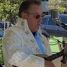 Best way to tune a tenor ukulele without snapping strings