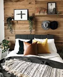 If adding new decorations and furniture isn't enough of an aesthetic change, you can turn your bedroom makeover into a full blown remodel. 12 Excellent Bedroom Wall Decoration Ideas For Your Home