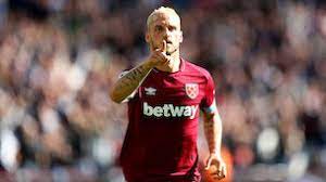 Er ist aber nicht der einzige neue star. So Viel Geld Winkt Marko Arnautovic In China Laola1 At