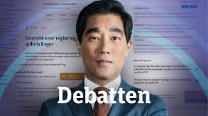 The origin of debacle is french Debatten Nrk Tv