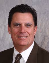 Stephen Mauney's Instagram, Twitter & Facebook