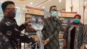 Bedah rumah di wilayah polsek kelapa dua tersebut dilaksanakan terhadap rumah milik ibu saidah di kp. Pendaftar Rumah Dp Nol Capai 899 Orang Republika Online
