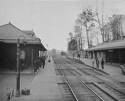 The railway company operating on this route is amtrak. Encyclopedia Of Greater Philadelphia Commuter Trains