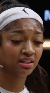 Ar5's mental health concerns with excessive McDonald's and Met appearances