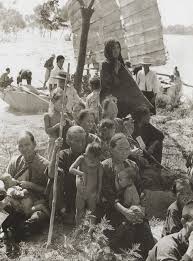 Originating in the banyan har mountains in qinghai province of western china, it flows through nine provinces, and it. Yellow River Flood 1938 47 Disasterhistory Org