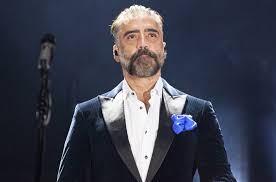 Never miss another show from alejandro fernandez diaz. Rumbon El Que Monto Alejandro Fernandez Por Sus 48 Revista Ronda
