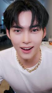 DATE WITH ZB1💕 보석처럼 빛나는 아홉 남자와 함께하는 랜선 데이트! Online date with 9 guys who  shine like jewels! Director Oh Yura Editor Kim Nahhyoun Fashion Lee  Seungyeon, Ahn Doohyun Film Studio L’extreme ...