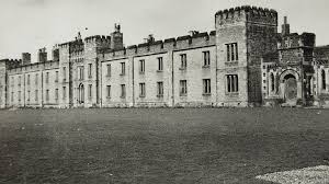 Before the arrival of the normans there had been no fortification on the site of richmond castle the previous saxon owner of the land, edwin, earl of mercia, using gilling as his base. Ww1 Conscientious Objectors Richmond Castle S History Bbc News