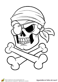 Coloriage d'une tête de mort de pirate avec un bandeau sur l'œil droit et  un bandana