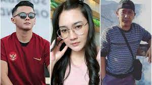 Sosok nella kharisma juga menarik ditelusuri. Status Nella Kharisma Cak Malik Dibongkar Dory Harsa Sempat Emosi Saat Dituding Goda Istri Orang Surya