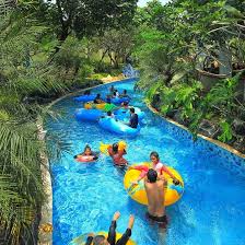 Tarif masuknya terbilang cukup mahal untuk kolam renang berstandar biasa saja, yakni sekitar rp. 10 Kolam Renang Terbaik Di Jakarta Untuk Akhir Pekan