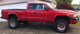 Check spelling or type a new query. Lifted Red 1998 4x4 Dodge Dakota Sport 5 2 L With 33 1050 15 Bfgoodrich Alterane Tires Dodge Dakota Dodge Trucks Dodge