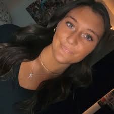 Lexi Benko (@lexibenko)