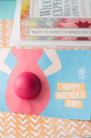Surprise the expecting mother with our selection of gifts for new moms. Mom To Be Printable Gift Ideas Made To Be A Momma