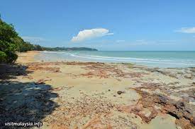 Hutan rekreasi tanjung tuan & rumah api tanjung tuan. Pantai Purnama