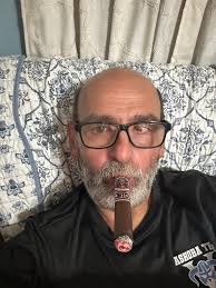 My Current Situation !!!! Perfect Ash Cigar Lounge in Jensen Beach, FL.  #EspinosaEveryDay