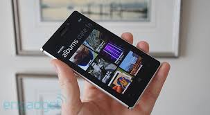 Unlock nokia lumia 925 phone free in 3 easy steps! Nokia Lumia 925 Review Lots Of Changes But Not Much Difference Engadget