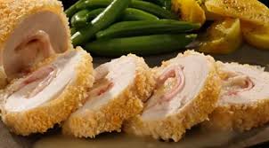 Meskipun kata cordon bleu merupakan bahasa prancis yang berarti pita biru, namun hidangan ini aslinya berasal amerika. Resep Chicken Cordon Bleu Lifestyle Fimela Com