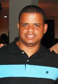 D' MOCA PARA EL MUNDO: robert taveras