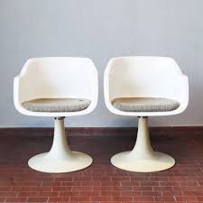 For Sale Pair Of Tulipe Lounge Chairs By Albert Jacob For Grosfillex 1970s Vntg Vintage Lounge Chair Mid Century Lounge Chairs Leather Lounge Chair