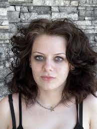 Robyn Langford's Instagram, Twitter & Facebook