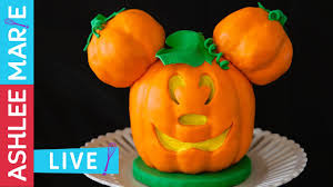 Entdecken sie hier mickey, minnie, donald und co. Jack O Lantern Mickey Mouse Cake Video Tutorial Ashlee Marie Real Fun With Real Food