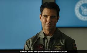 Pete maverick mitchell keeps pushing the envelope after years of service as one of the navy's top aviators. Top Gun Maverick Second Trailer Between Tom Cruise And Gravity Tom Cruise Wins And How